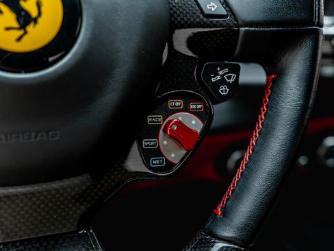 Used 2018 Ferrari 488 GTB RWD image 44