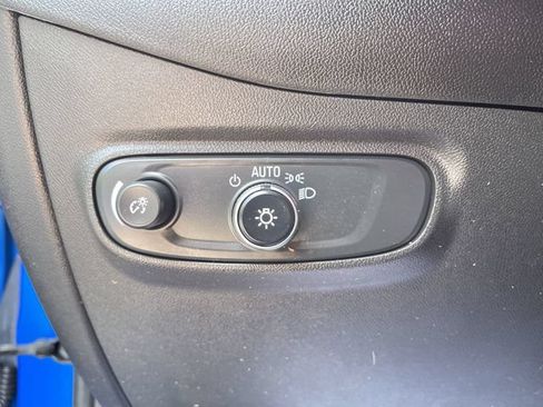 Used 2024 Chevrolet Equinox LT w/ LPO, Floor Liner Package FWD image 17