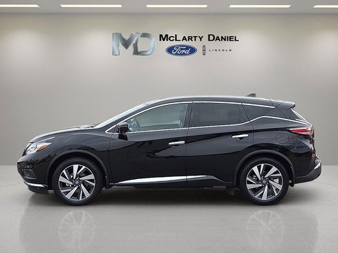 Used 2018 Nissan Murano Platinum image 3
