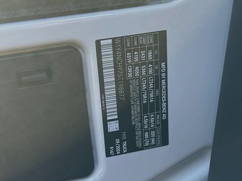 New 2025 Mercedes-Benz Sprinter 2500 image 22