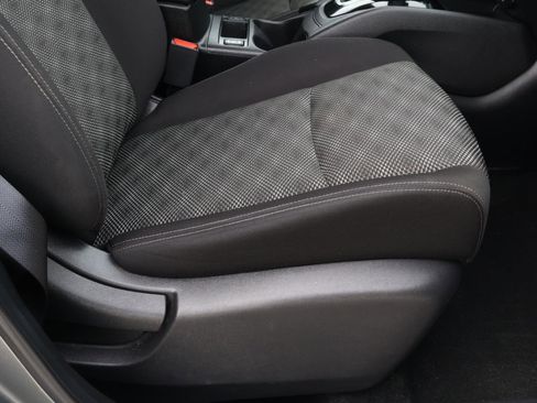 Used 2018 Nissan Rogue Sport SV w/ SV Technology Package image 15