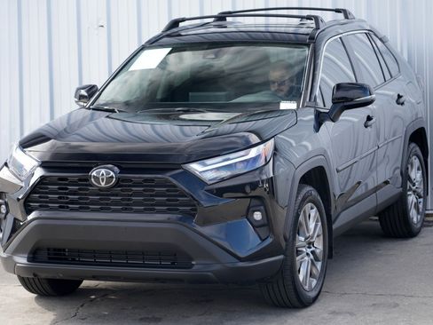 Used 2024 Toyota RAV4 XLE Premium image 47