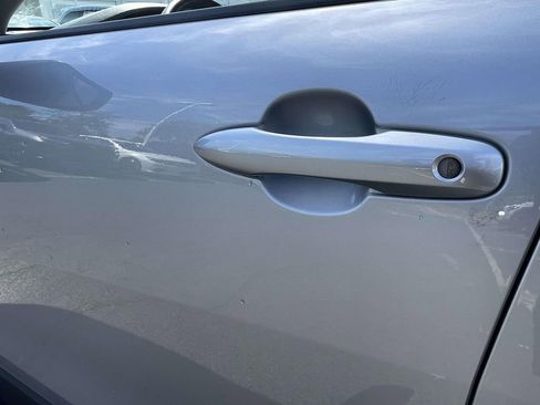 Used 2024 Toyota Corolla Cross L image 28