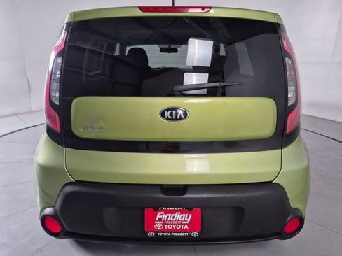 Used 2014 Kia Soul FWD image 12
