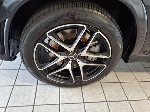Used 2022 Mercedes-Benz GLE 53 AMG 4MATIC image 5