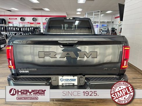 New 2026 RAM 2500 Laramie AWD/4WD image 4