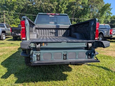 New 2026 Chevrolet Silverado 2500 ZR2 AWD/4WD image 32