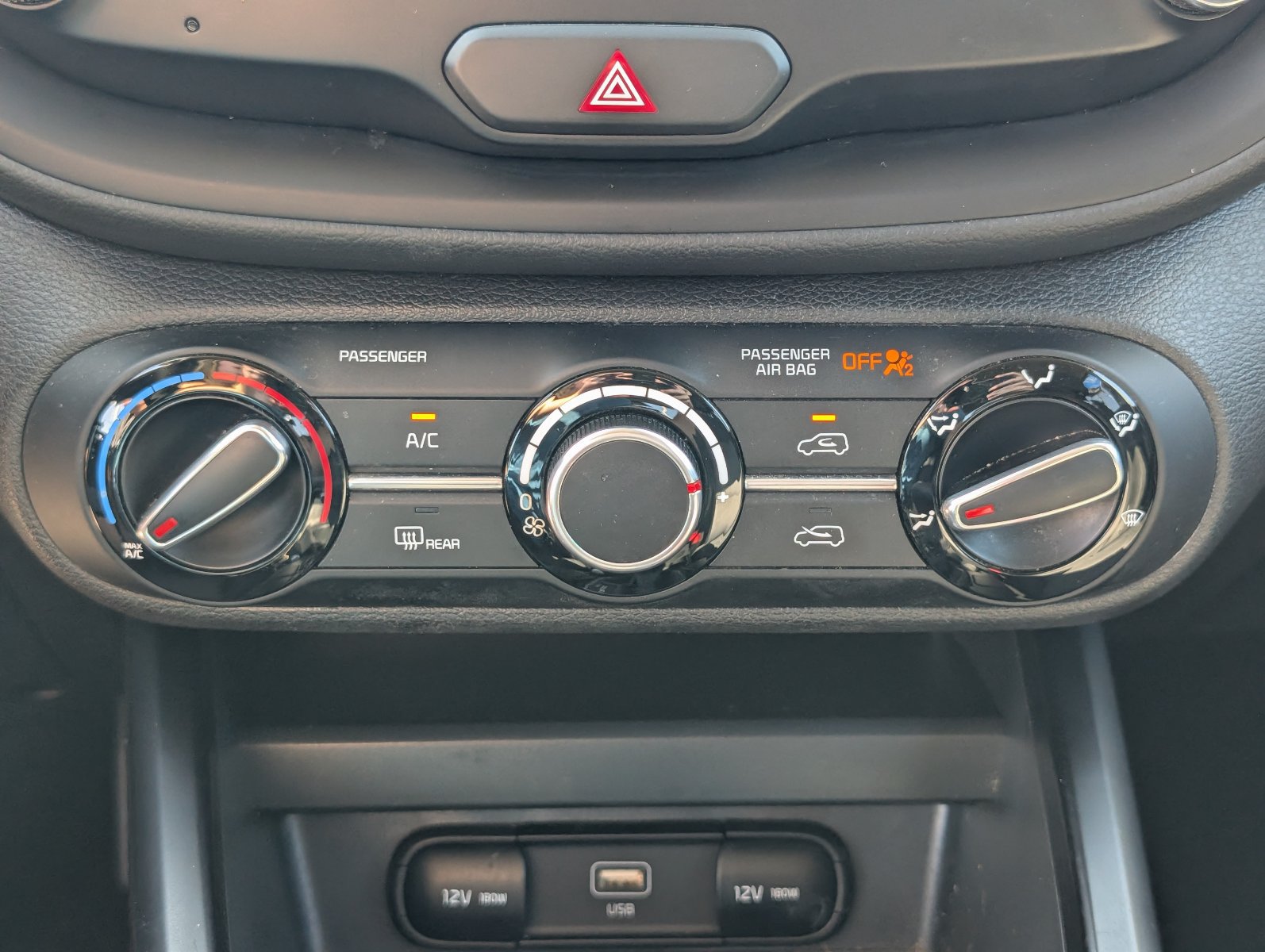 Used 2023 Kia Soul LX FWD image 20
