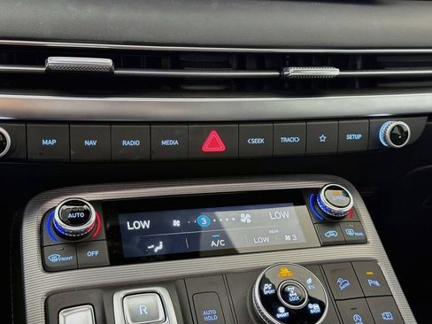 Used 2025 Hyundai Palisade Calligraphy AWD/4WD image 19