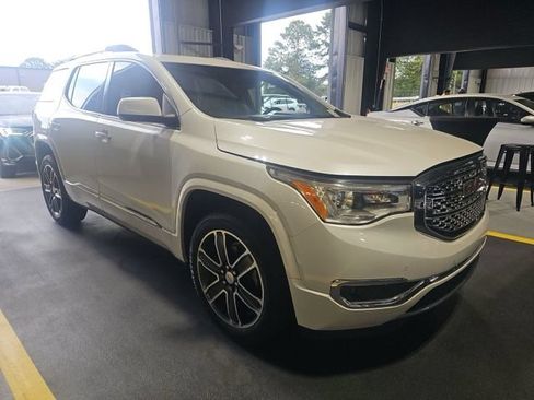 Used 2018 GMC Acadia Denali FWD image 4