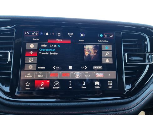Used 2025 Dodge Durango GT AWD/4WD image 24
