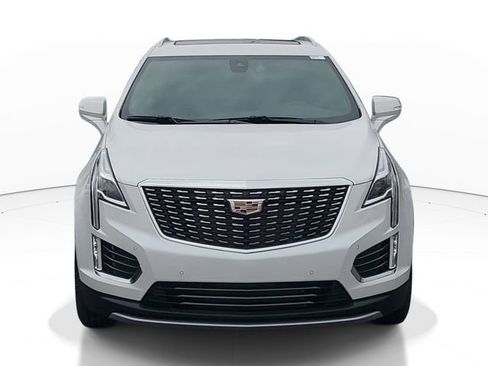 Certified 2023 Cadillac XT5 Premium Luxury w/ LPO, Floor Liner Package AWD/4WD image 5