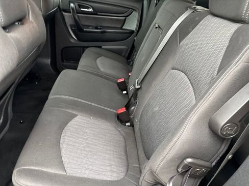 Used 2016 Chevrolet Traverse LT image 9
