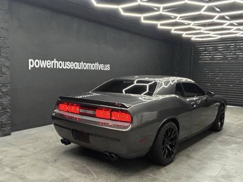 Used 2014 Dodge Challenger R/T RWD image 11