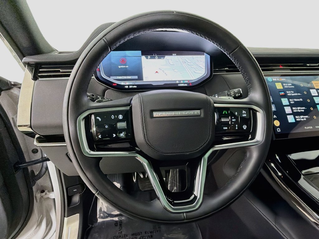 Used 2026 Land Rover Range Rover Sport SE AWD/4WD image 11