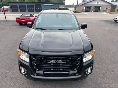 Used 2022 GMC Canyon Elevation w/ Trailering Package AWD/4WD image 2