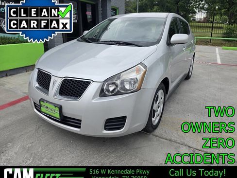 Used 2009 Pontiac Vibe w/ Preferred Package image 1