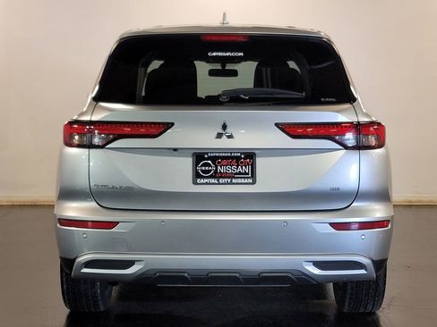 Used 2024 Mitsubishi Outlander SE AWD/4WD image 27