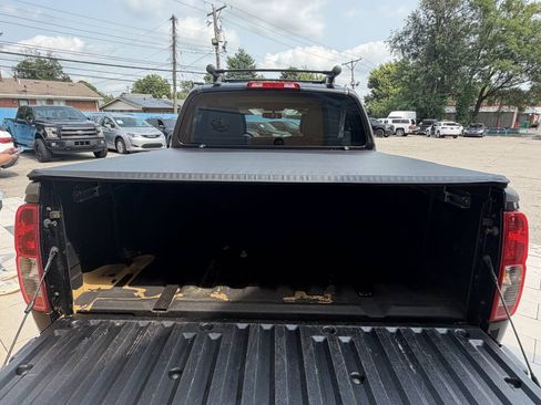 Used 2012 Nissan Frontier PRO-4X w/ Pro-4x Luxury Pkg AWD/4WD image 26