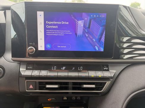 Used 2025 Toyota Camry LE FWD image 17