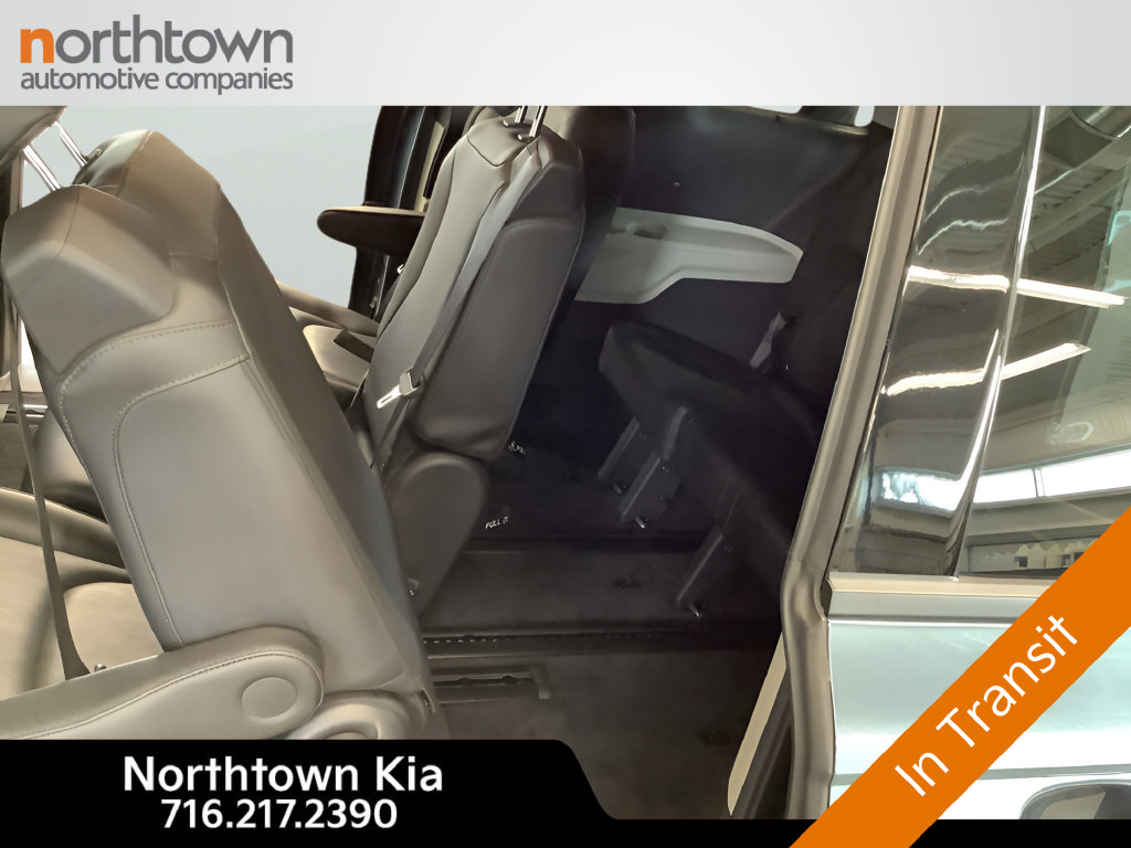 Certified 2023 Kia Carnival SX FWD image 23