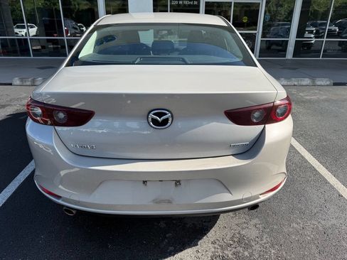 Used 2024 MAZDA MAZDA3 s FWD image 5