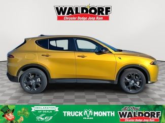 New 2024 Dodge Hornet R/T Plus w/ Tech Pack Plus w/o Parking video 2