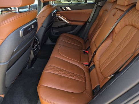 New 2026 BMW X6 xDrive40i w/ Executive Package image 29