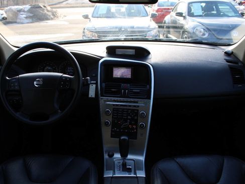 Used 2010 Volvo XC60 3.2 image 33