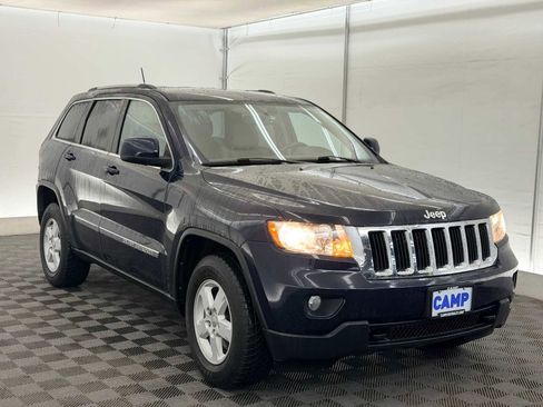 Used 2012 Jeep Grand Cherokee Laredo w/ All Weather Capability Group image 8