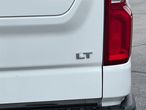 Used 2021 Chevrolet Silverado 1500 LT Trail Boss w/ Convenience Package II image 33