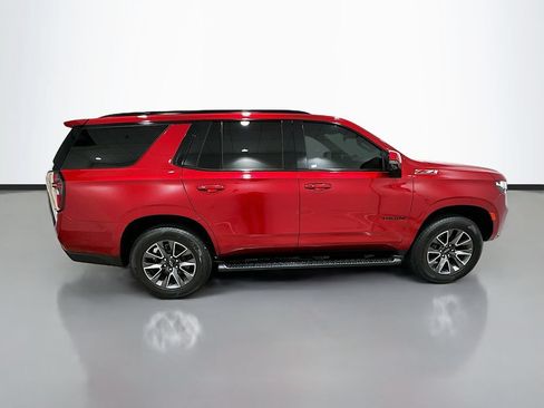 Used 2023 Chevrolet Tahoe Z71 w/ Luxury Package AWD/4WD image 8