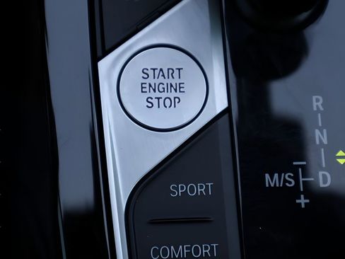 Used 2023 BMW X3 xDrive30i w/ M Sport Package image 31