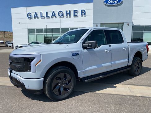 New 2025 Ford F150 Lightning Flash image 26