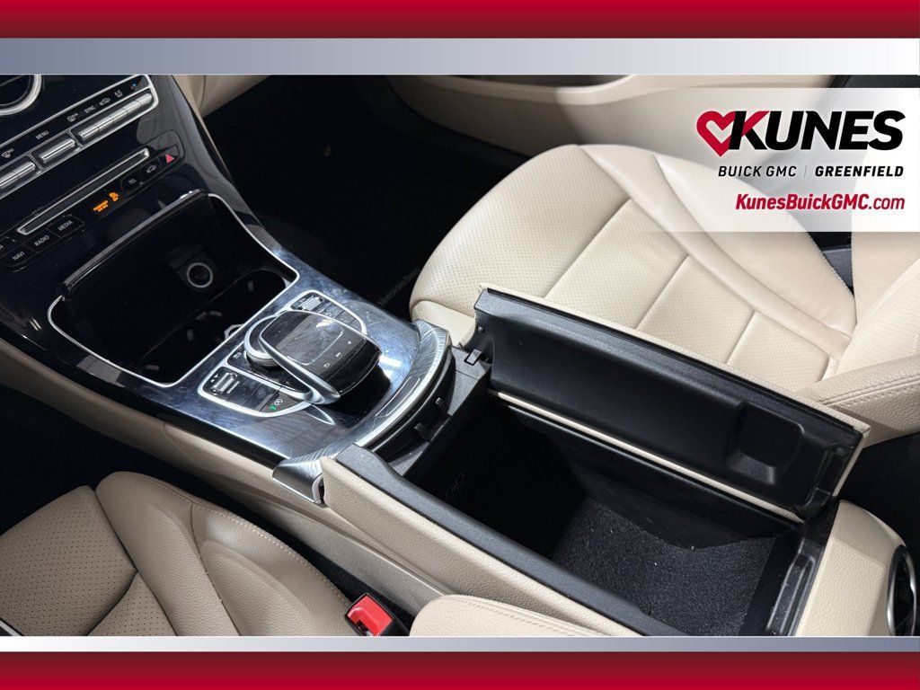 Used 2017 Mercedes-Benz C 300 4MATIC Sedan image 30