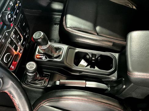 Used 2020 Jeep Gladiator Rubicon image 17