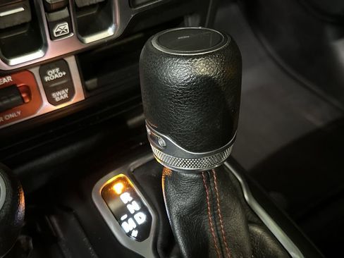 Used 2021 Jeep Gladiator Rubicon w/ Trailer Tow Package image 19