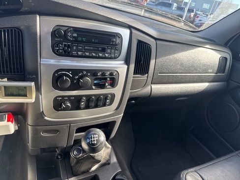 Used 2005 Dodge Ram 3500 Truck SLT image 12