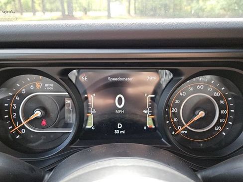 New 2026 Jeep Gladiator Rubicon w/ Steel Power Dome Hood Package AWD/4WD image 23