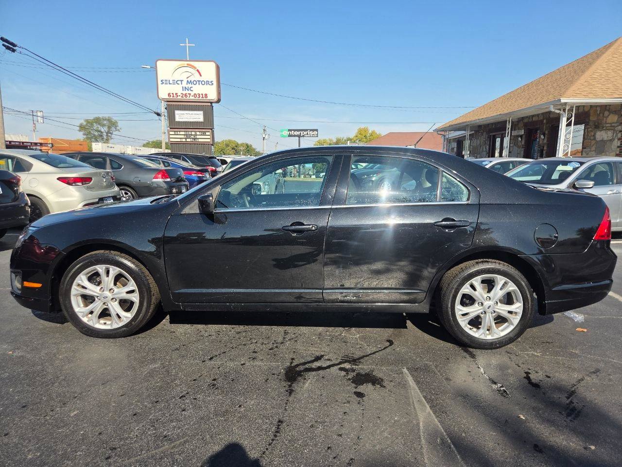 Used 2011 Ford Fusion SE FWD image 3