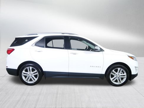 Used 2019 Chevrolet Equinox Premier image 8