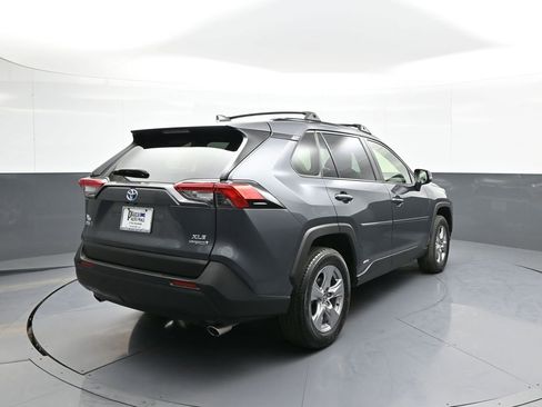 Certified 2023 Toyota RAV4 XLE w/ Convenience Package AWD/4WD image 6