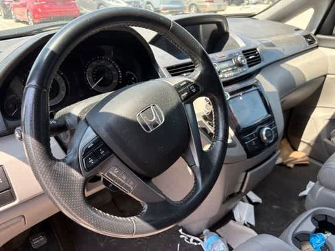 Used 2014 Honda Odyssey EX-L image 10
