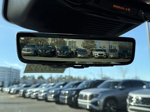 New 2026 Land Rover Range Rover Sport Dynamic SE image 27