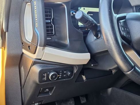 Used 2021 Ford Bronco Wildtrak image 17