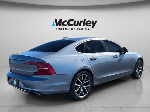 Used 2017 Volvo S90 T6 Momentum w/ Vision Package AWD/4WD image 6