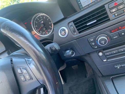 Used 2008 BMW M3 Convertible image 24