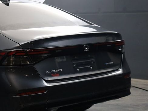 Used 2024 Honda Accord EX-L image 7