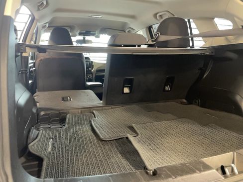 Used 2021 Subaru Crosstrek 2.0i Premium image 23