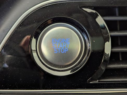 Used 2019 Genesis G70 2.0T Advanced w/ Elite Package image 79